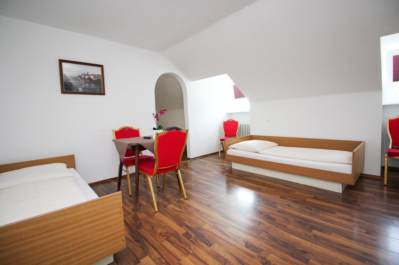 Hotel Olympia Munich