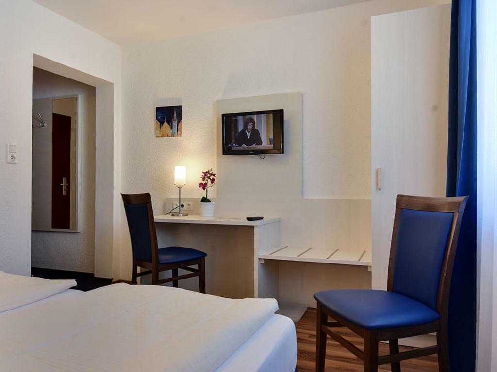 Olympia Hotel 3*